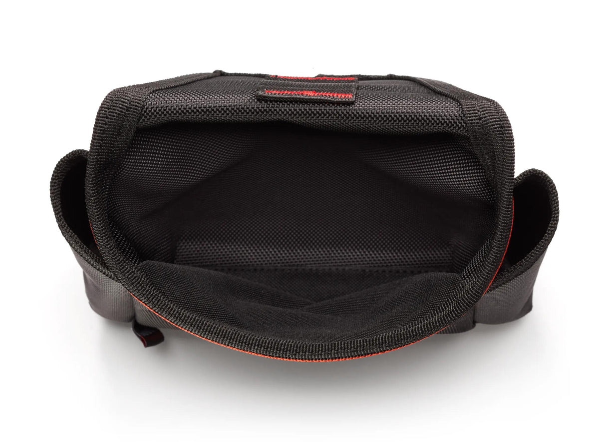 Materialhållare för bakficka